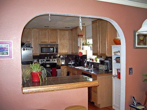Arched Doorways, Breakfast Bar