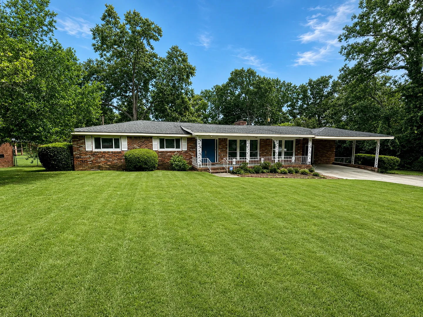 1614 Sandra Drive — Photo 1