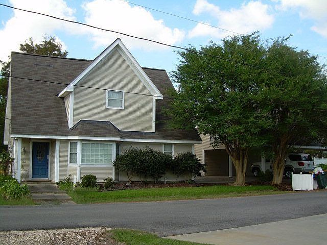 1st image of 132 W 192nd St