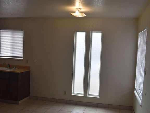 5th image of 506 Dave Brubeck Way Unit 3
