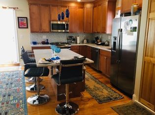 7 Trowbridge Pl #2, Cambridge, MA 02138