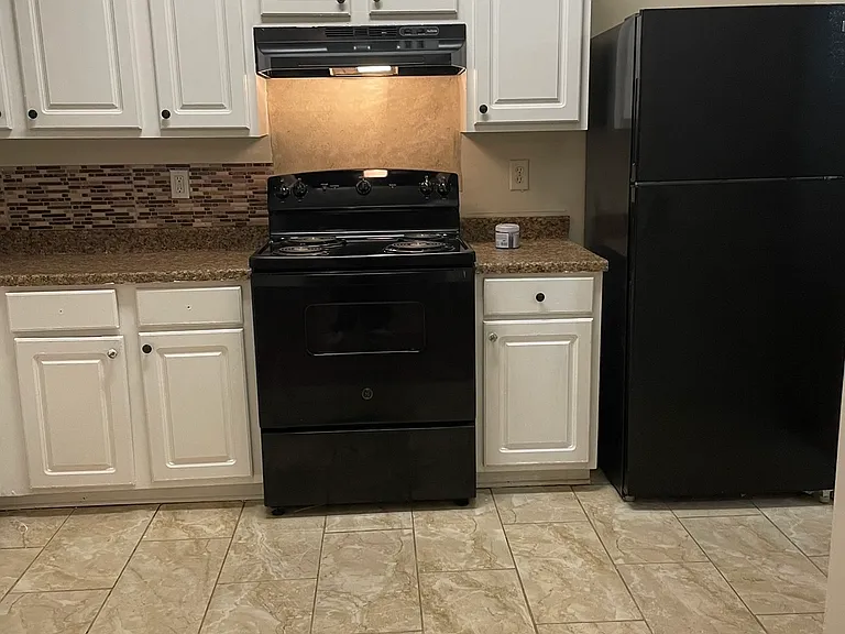 8140 Sterling Lakes Ct — Photo 9