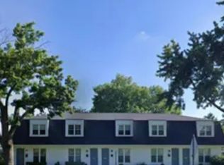 5052 Godown Rd, Columbus, OH 43220