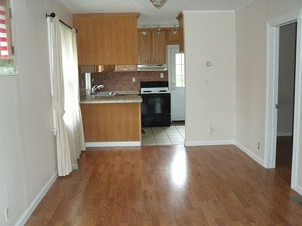 2764_living-kitchen
