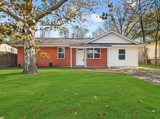 908 8th St, Sanger, TX 76266