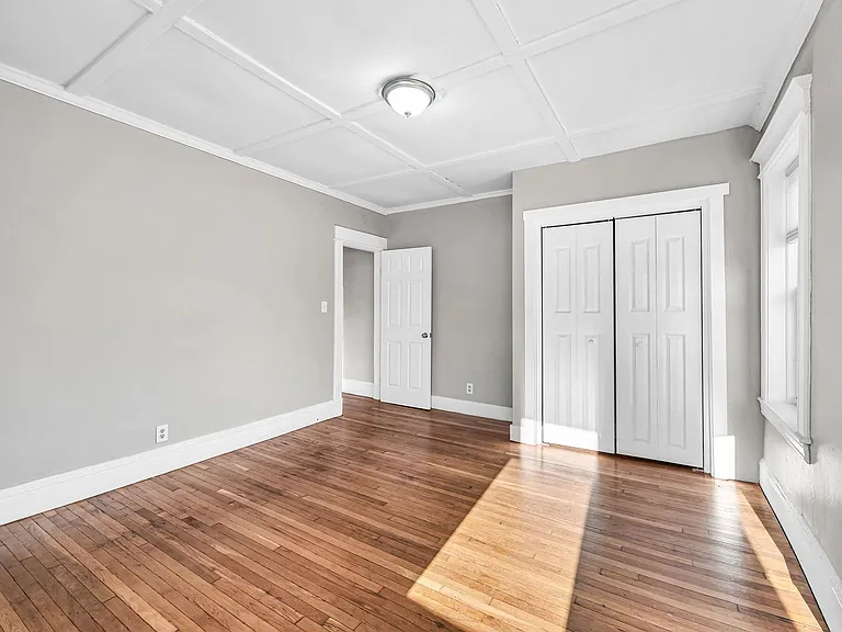 92 Woodside Terrace — Photo 18