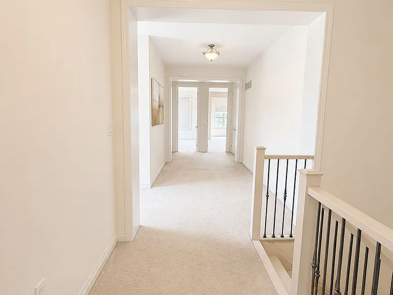 218 Dougall Ave — Photo 16