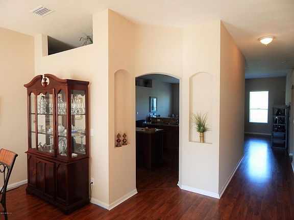 4th image of 9513 Preciosa Ct