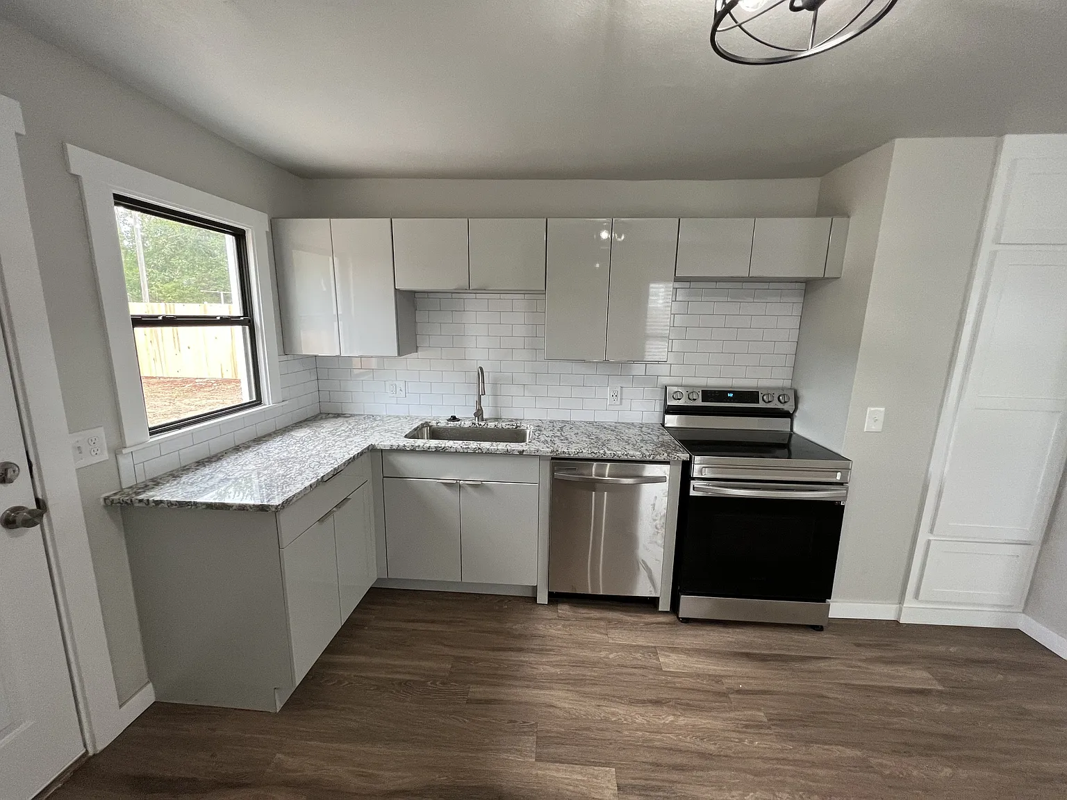 1441 Northeast 10th Street - 1 — Photo 3