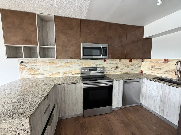 5317 Curry Ford Rd #P204 — Photo 1