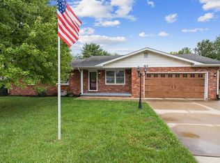 419 Holiday Dr, Greentown, IN