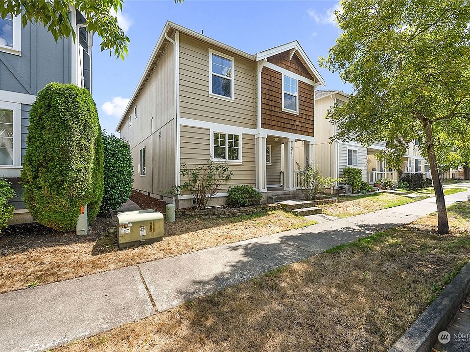 1st image of 2711 8th Street SE