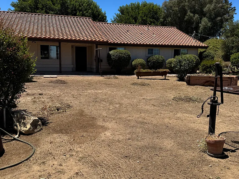 5335 Monterey Rd — Photo 2