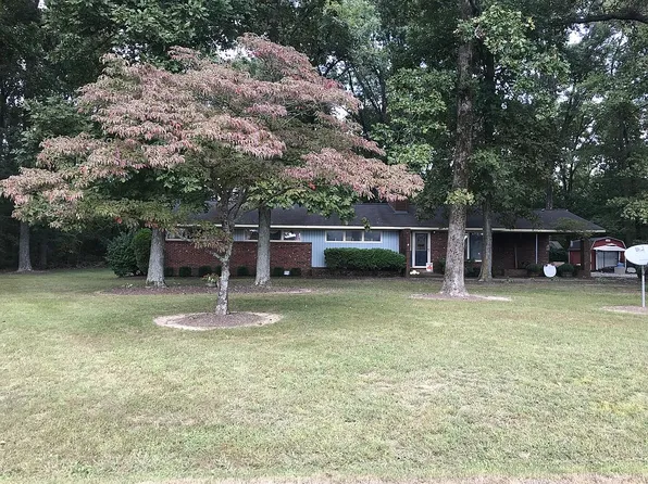 1130 Crossland Rd, Puryear, TN 38251
