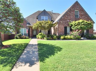 8802 E 110th St, Tulsa, OK 74133
