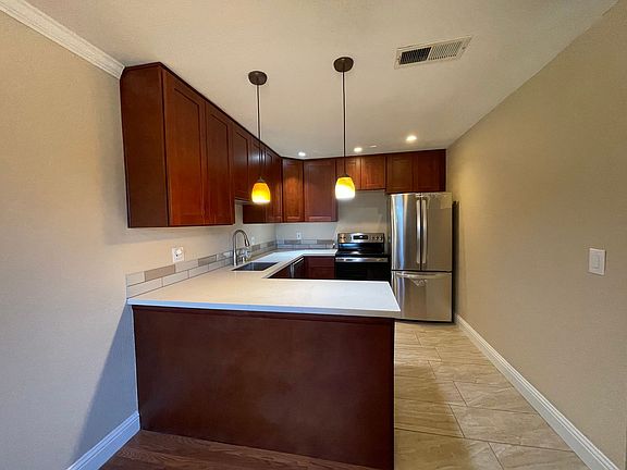 5th image of 2745 Winding Ln