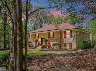 8044 Whitting Dr, Manassas, VA 20112