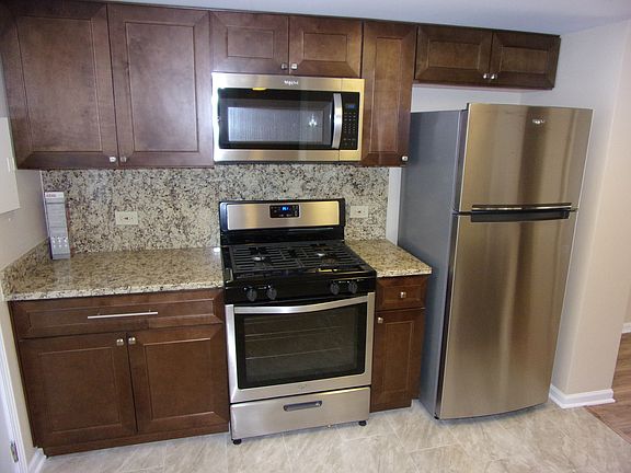 4th image of 337 Meadow Green Ln