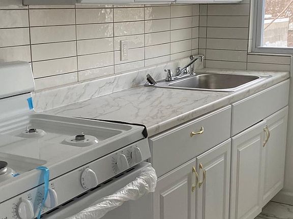 2nd image of 8034 Frankford Ave #B2