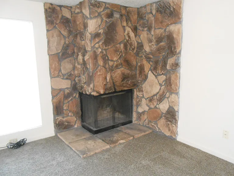 1244 NE 4th St #9 — Photo 9