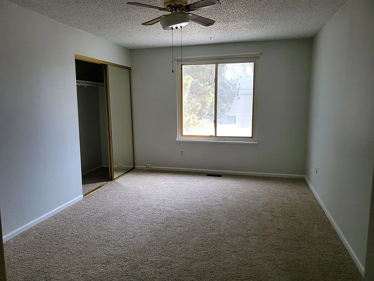 11891 Monroe Way — Photo 15