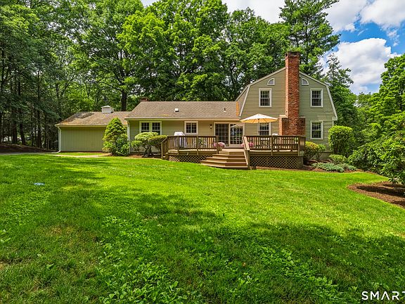 4th image of 14 High Hill Road