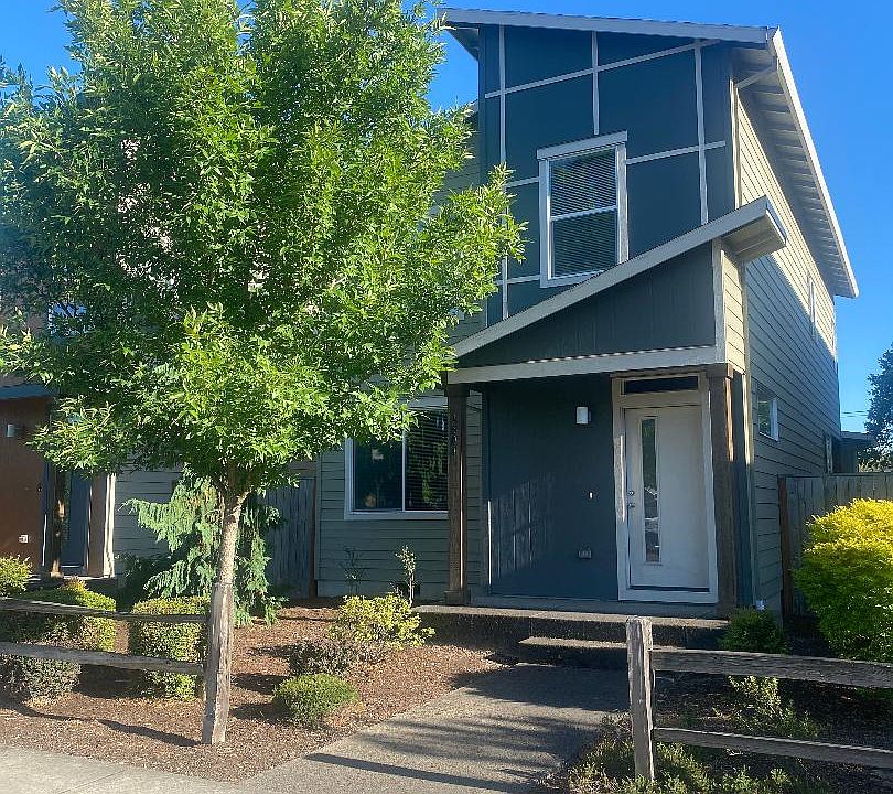 1504 E 1st Street, Newberg
