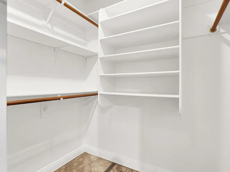133 Serenade Ct — Photo 26