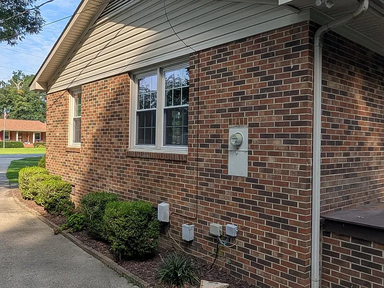 3508 Catherine St — Photo 3