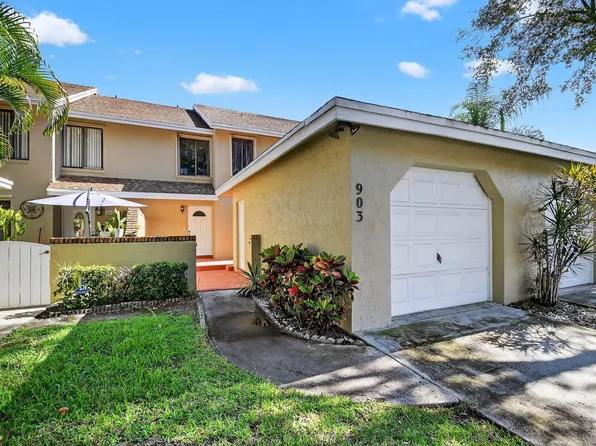 903 Maplewood Drive, Greenacres, FL 33415