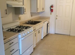 1517 E Douglas Ave, Visalia, CA 93292