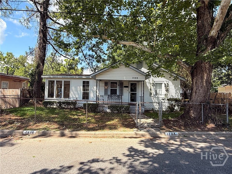 1st image of 2108 Mell Street