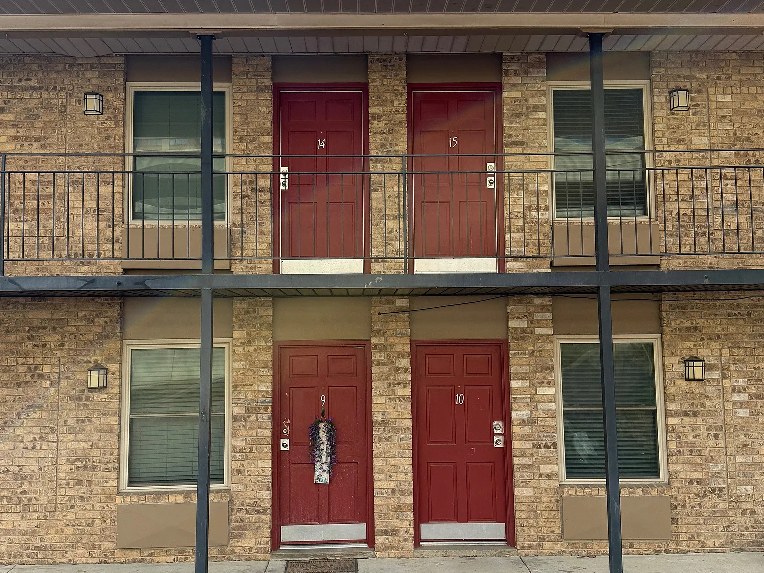6301 C St. Apartments — Photo 4