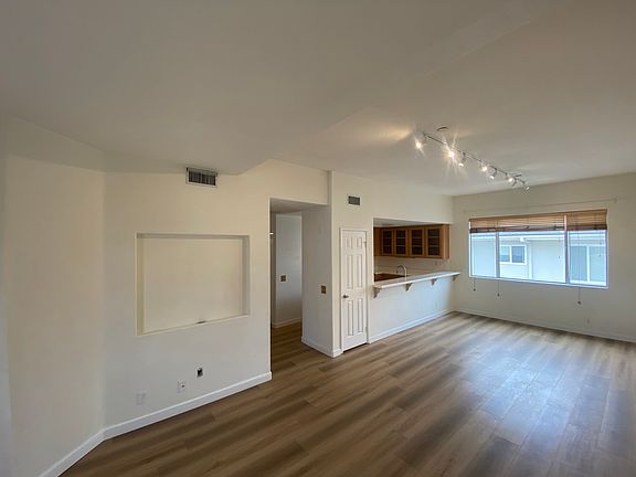 4th image of 2770 2nd Ave Unit 408