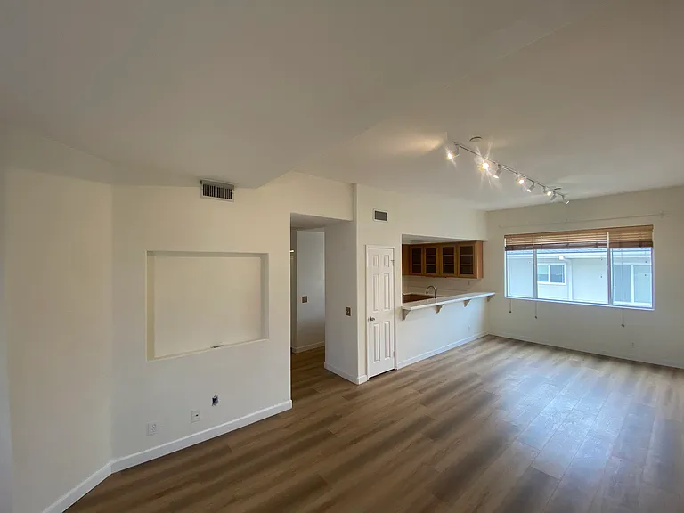 2770 2nd Ave #408 — Photo 4