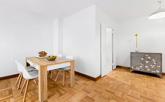 5th image of 130 E 63rd St APT 4D