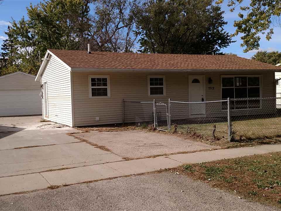 1st image of 7712 Scott Ln