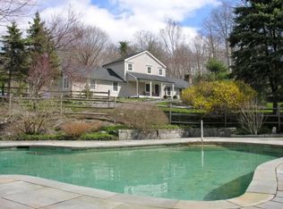 76 Tripp St, Mount Kisco, NY 10549