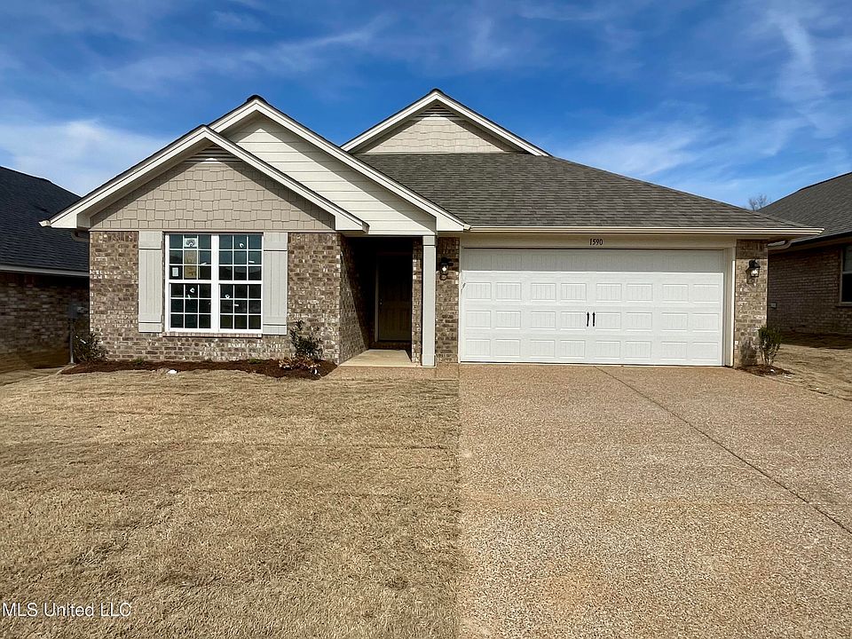 1st image of 1590 Cambria Dr