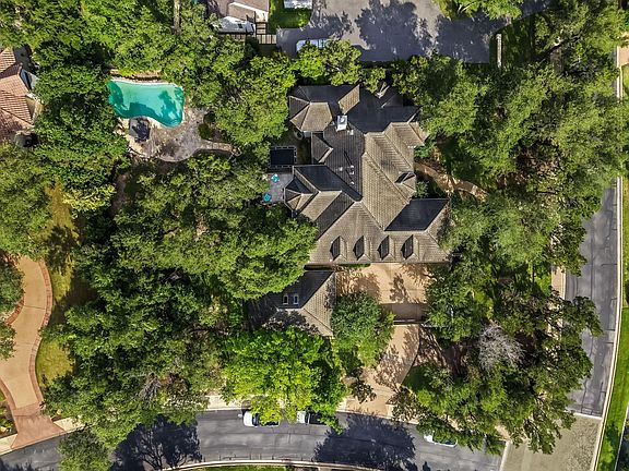 5th image of 8616 Mendocino Dr