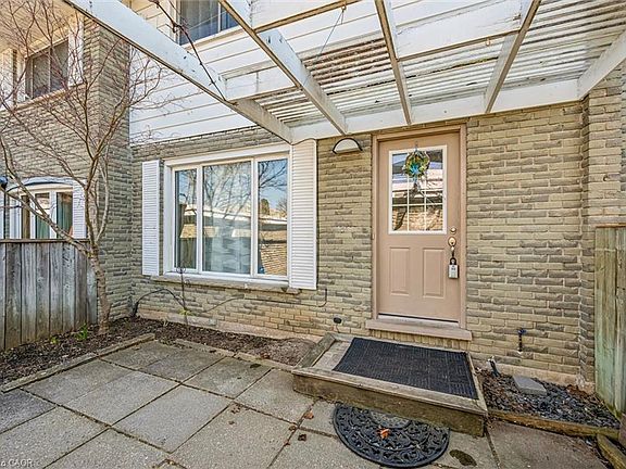 4th image of 55 Ralgreen Cres