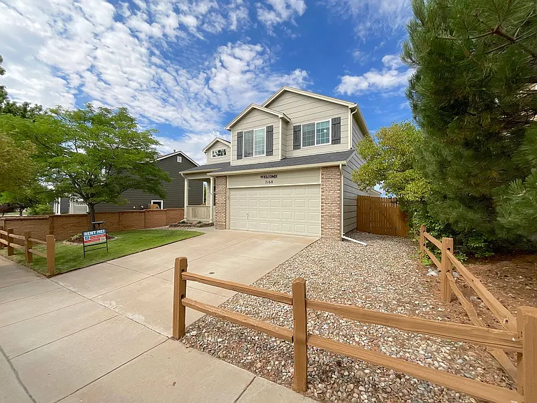 7168 Prairie Wind Dr — Photo 3