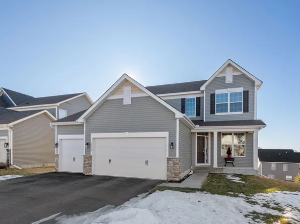 1353 Chestnut Cir, Carver, MN 55315