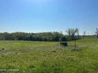 2 Serenity Ln, Jefferson City, MO 65109