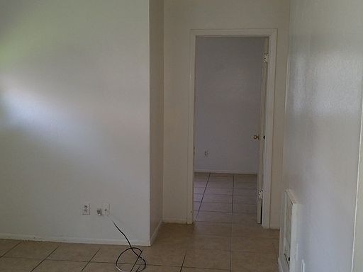 3rd image of 3502 N 12th St APT A