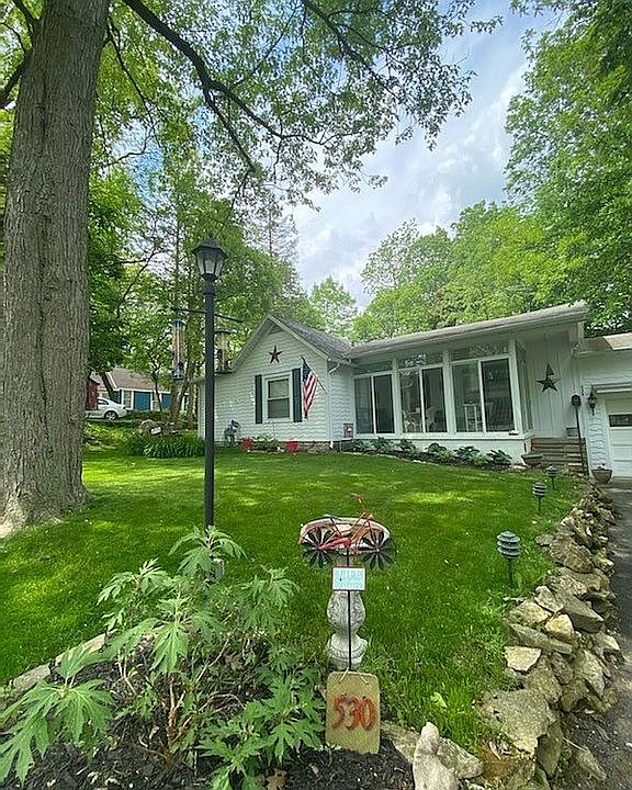 1st image of 530 Vine Ave