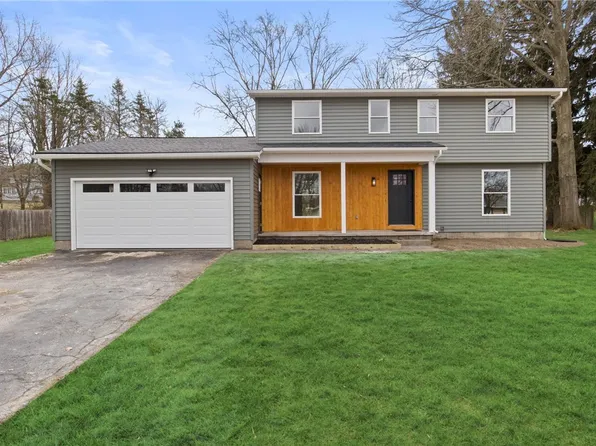 286 Southridge Dr, Rochester, NY 14626