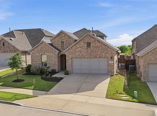 14317 Spitfire Trl, Roanoke, TX 76262