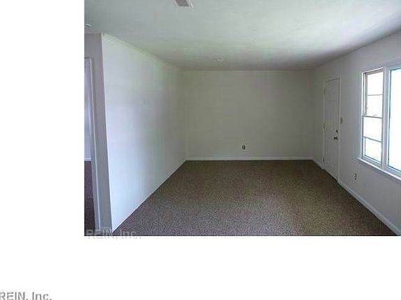 5th image of 9617 Grove Ave APT 5