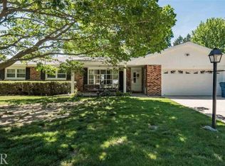 510 N Grove St, Colfax, IL 61728